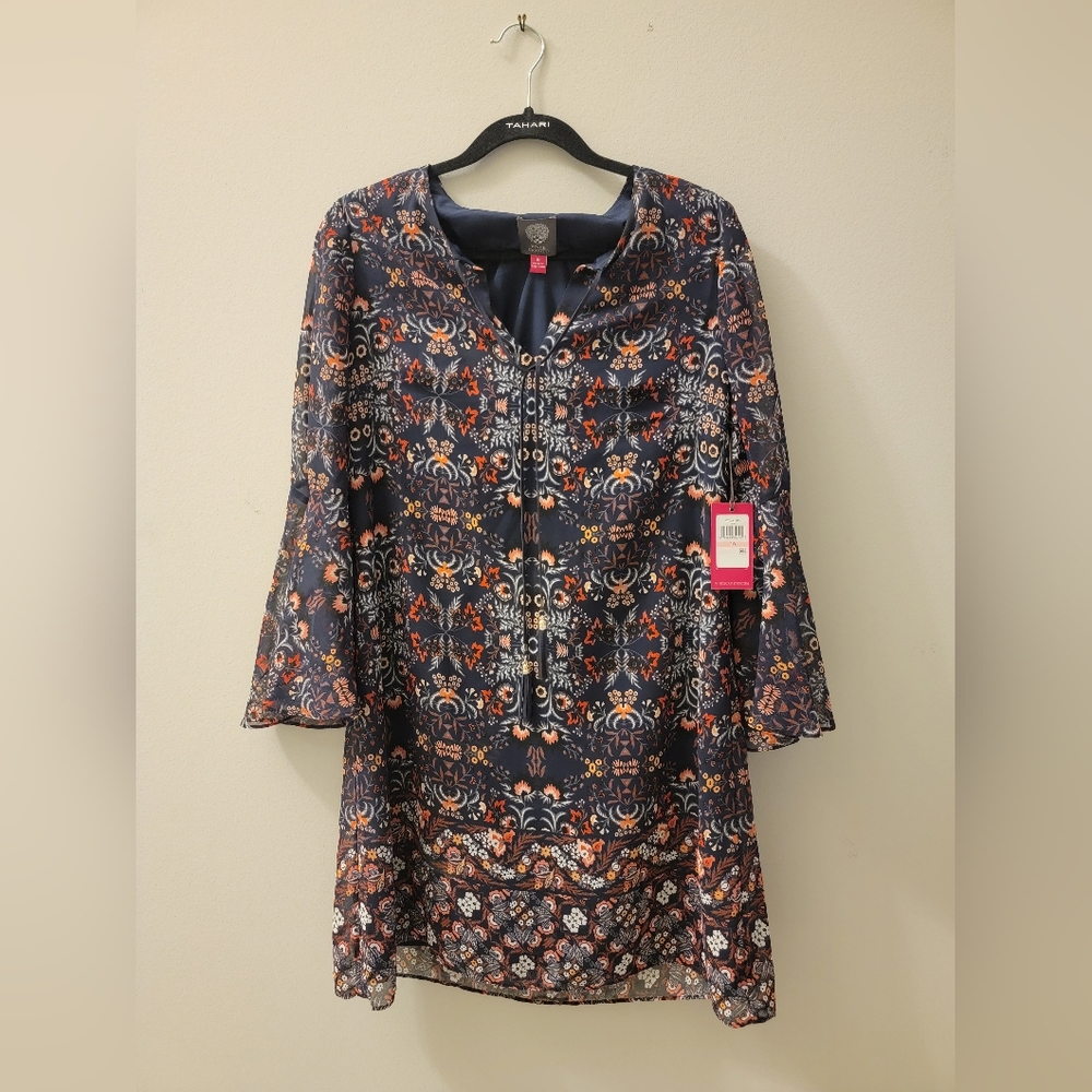 NWT Vince Camuto Shift Dress with front tie, bell sleeve